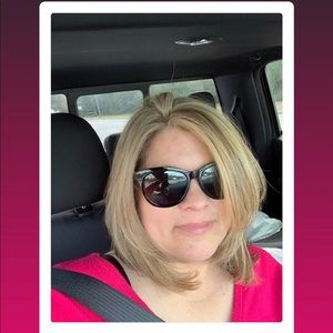 Meet your Posher, Alena